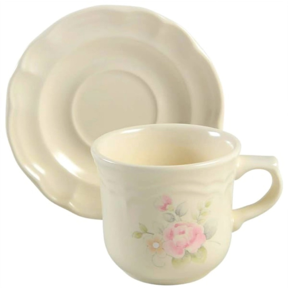 4 Tea Rose tea cups & saucer sets